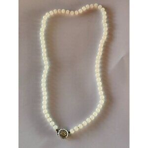Vintage Tacoa Faux Pearl Necklace Flower Pendant 17 inch